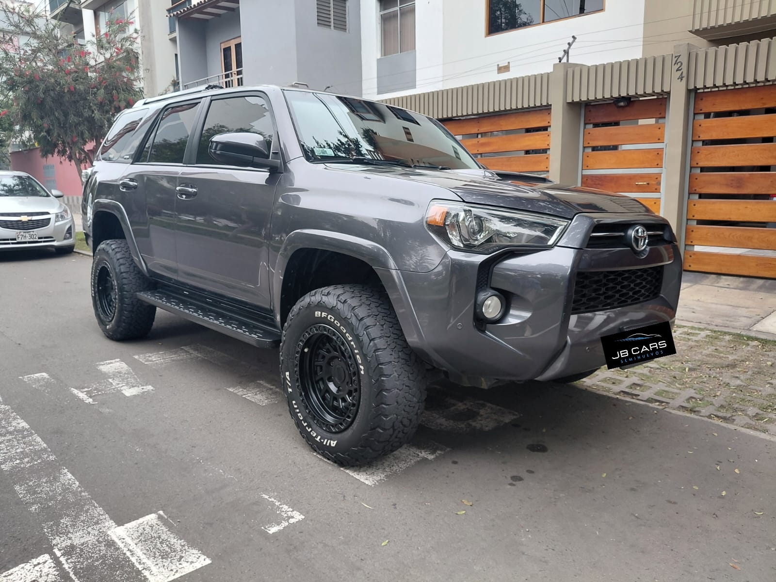 TOYOTA 4RUNNER